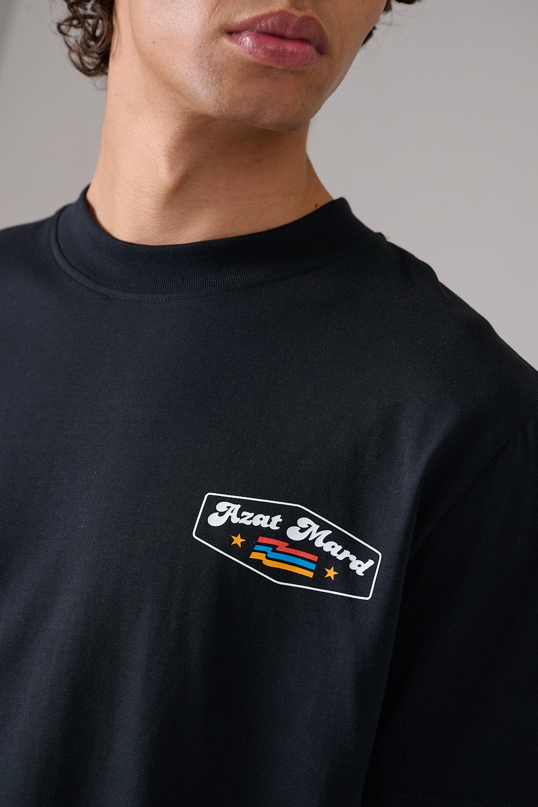 Футболка World Famous