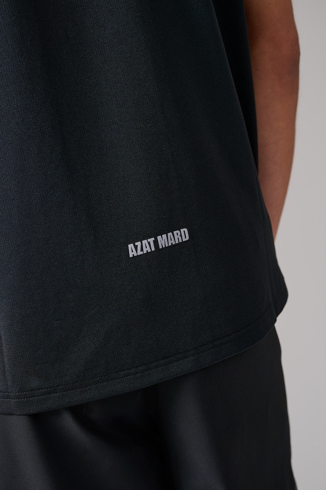 BLACK ACTIVEWEAR T-SHIRT