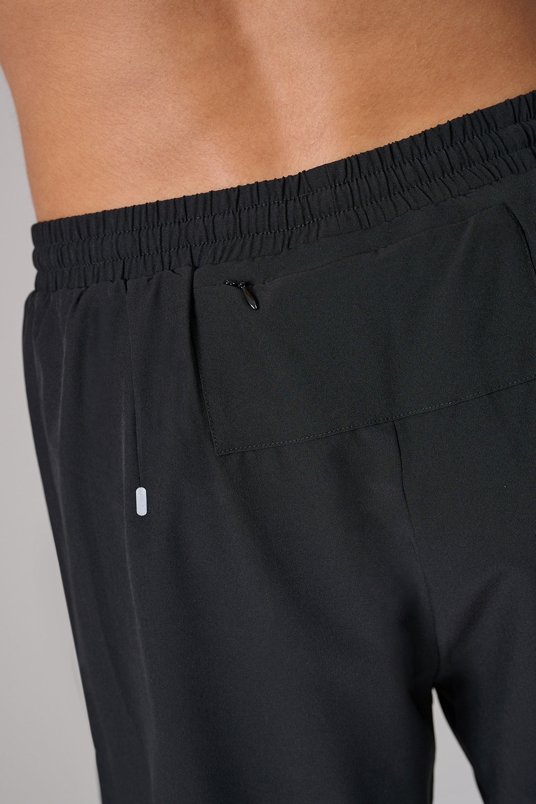 BLACK ACTIVEWEAR SHORTS