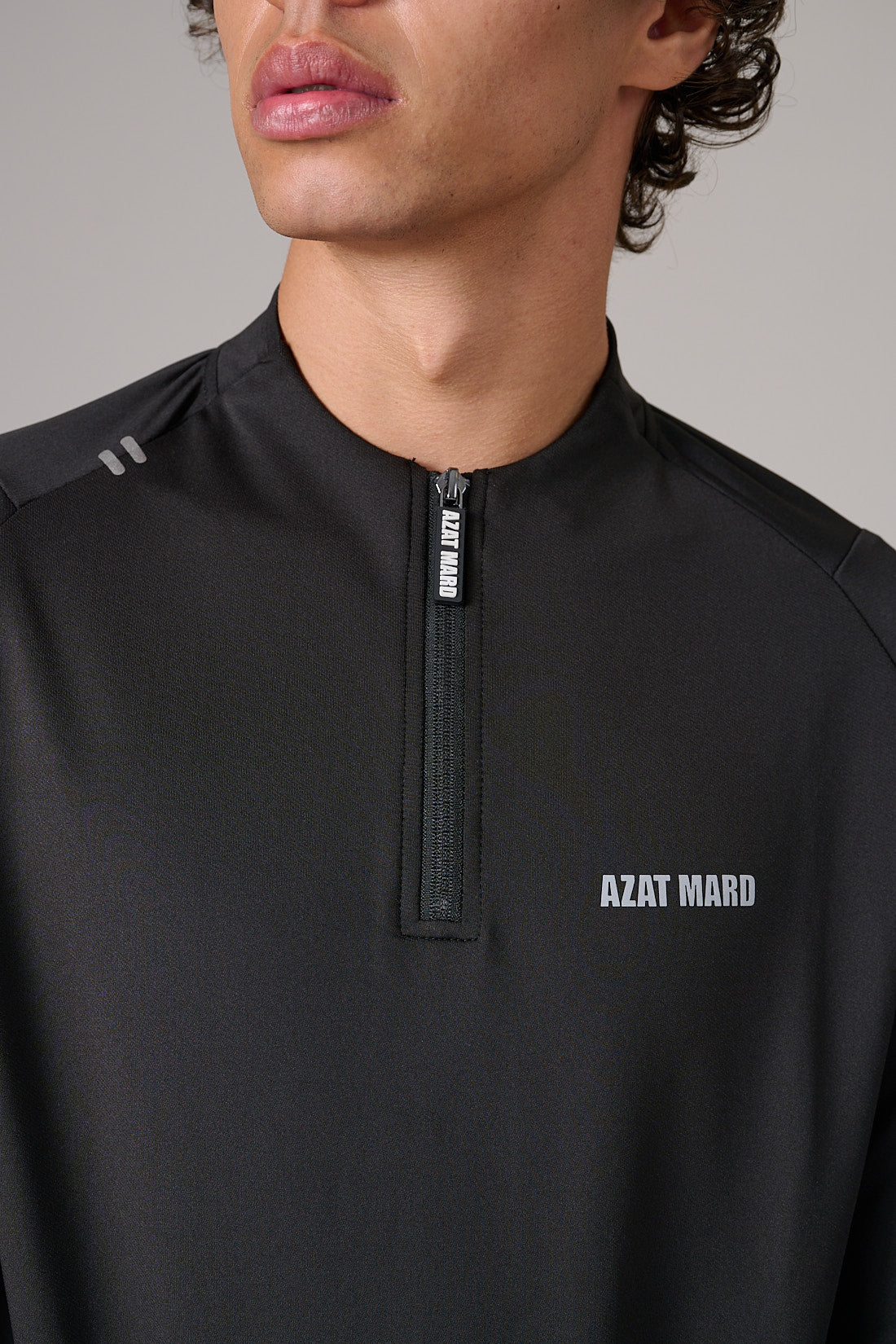 BLACK ACTIVEWEAR SWEATER