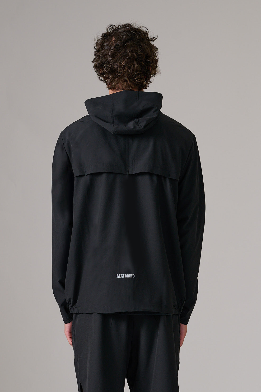 BLACK ACTIVEWEAR WINDBREAKER